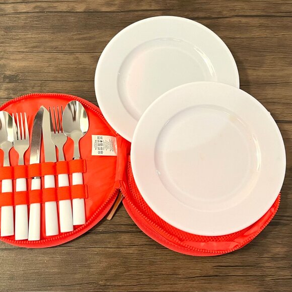 NEW Sunny Life Picnic Dining Set for 2 with travel case - Picture 2 of 2